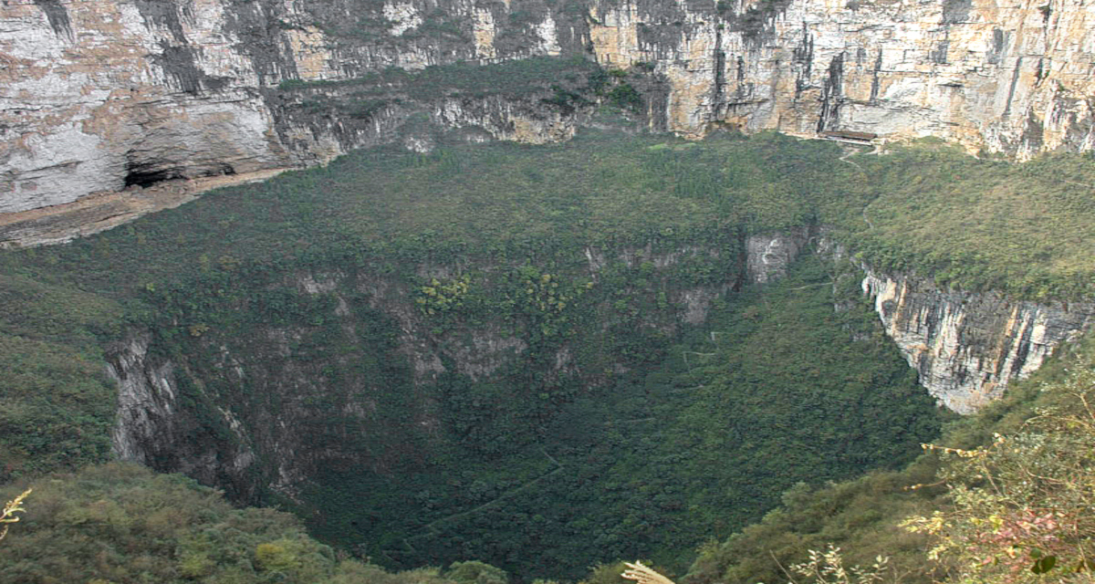 Xiaozhai Tiankeng
